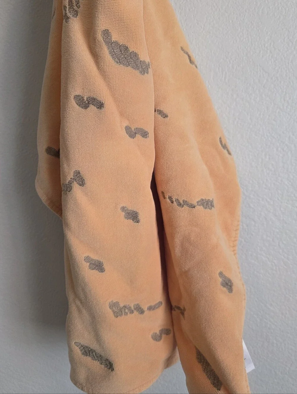 Pottery Barn Kids Tigger Hooded Towel From The Winnie The Pooh Collection